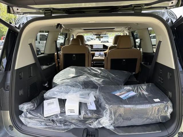 2026 INFINITI QX80 LUXE AWD