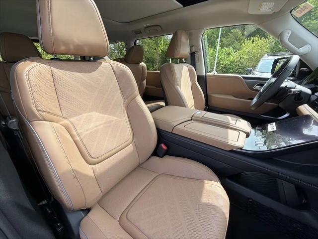 2026 INFINITI QX80 LUXE AWD