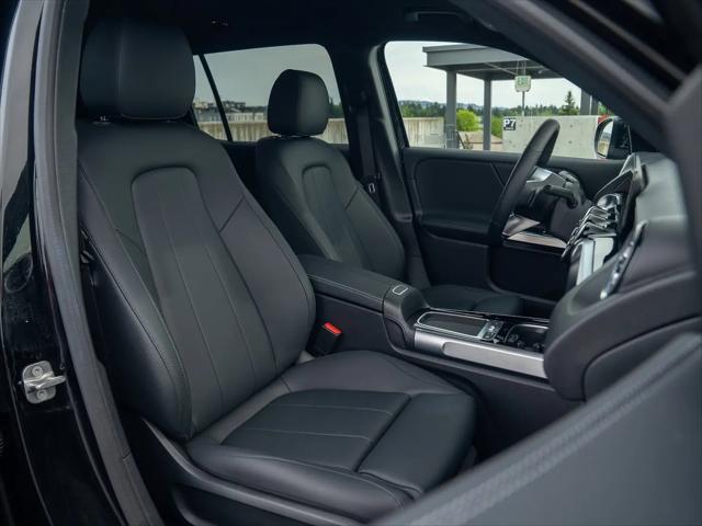 2025 Mercedes-Benz EQB 300 4MATIC