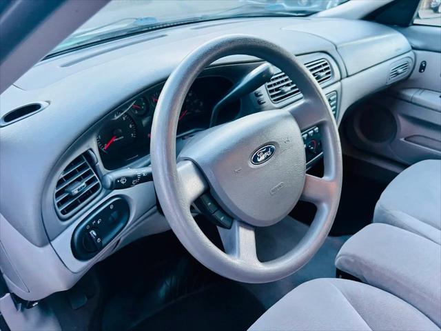 2007 Ford Taurus SE