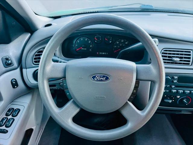 2007 Ford Taurus SE