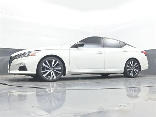 2021 Nissan Altima SR FWD