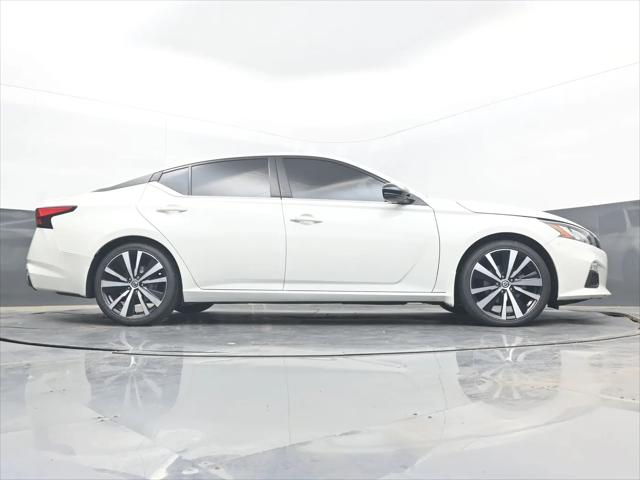 2021 Nissan Altima SR FWD