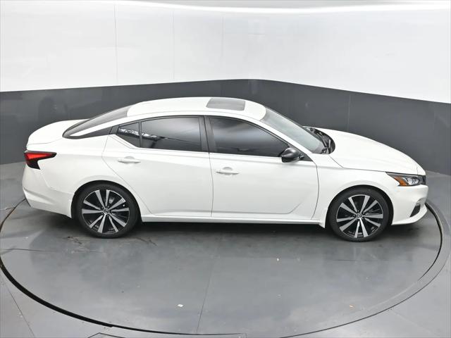 2021 Nissan Altima SR FWD