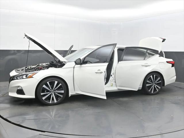 2021 Nissan Altima SR FWD