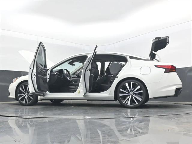 2021 Nissan Altima SR FWD