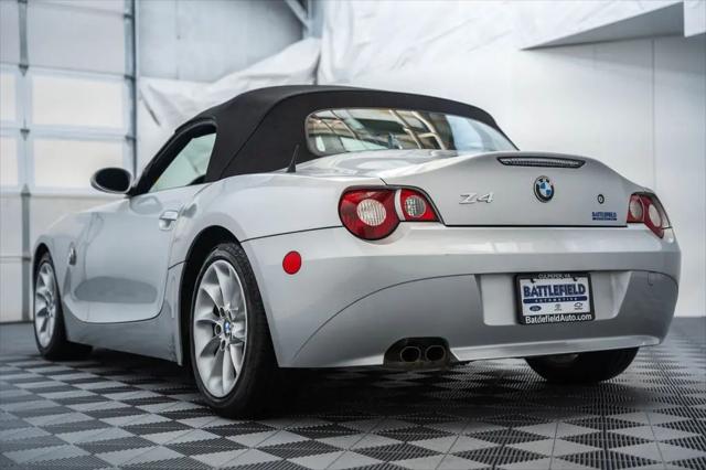2005 BMW Z4 2.5i