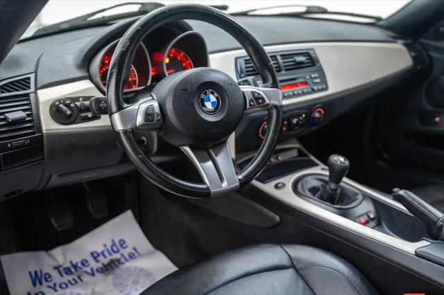 2005 BMW Z4 2.5i