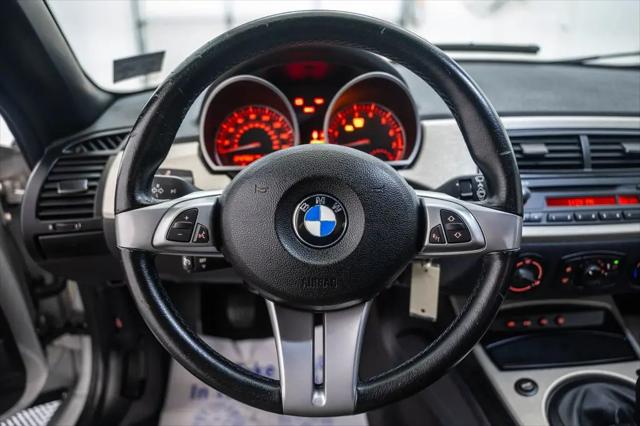 2005 BMW Z4 2.5i