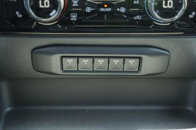 2026 Chevrolet Silverado 3500HD Crew Cab, Long Bed, LT Dual Rear Wheel, RWD