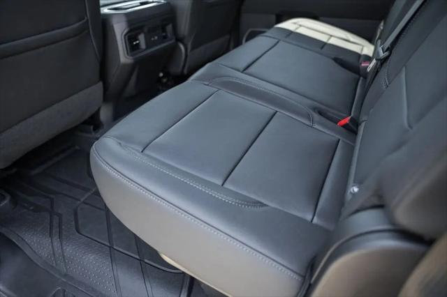 2026 Chevrolet Silverado 3500HD Crew Cab, Long Bed, LT Dual Rear Wheel, RWD