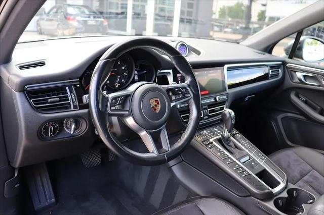 2021 Porsche Macan Macan