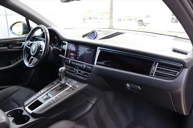 2021 Porsche Macan Macan
