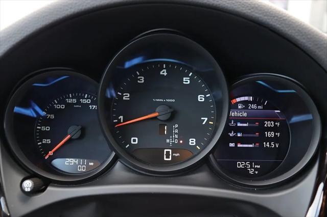 2021 Porsche Macan Macan