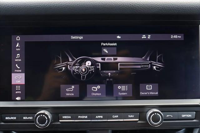 2021 Porsche Macan Macan
