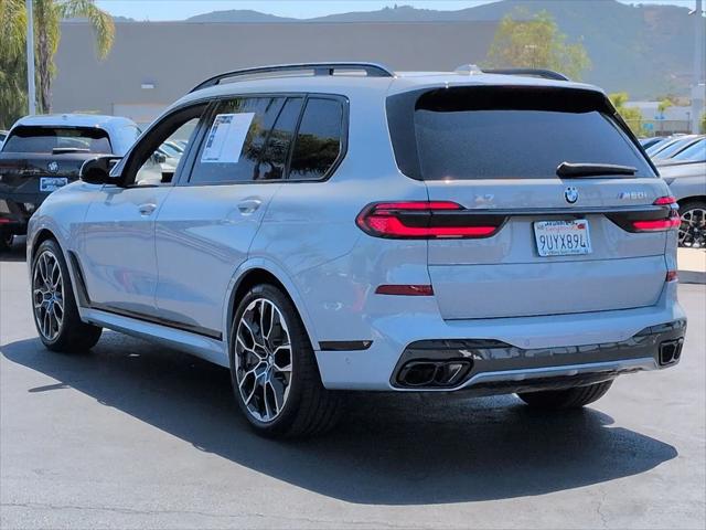2025 BMW X7 M60i