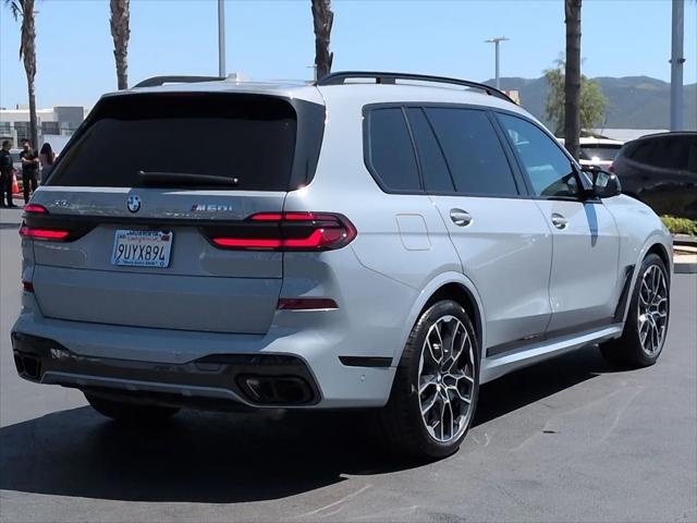 2025 BMW X7 M60i