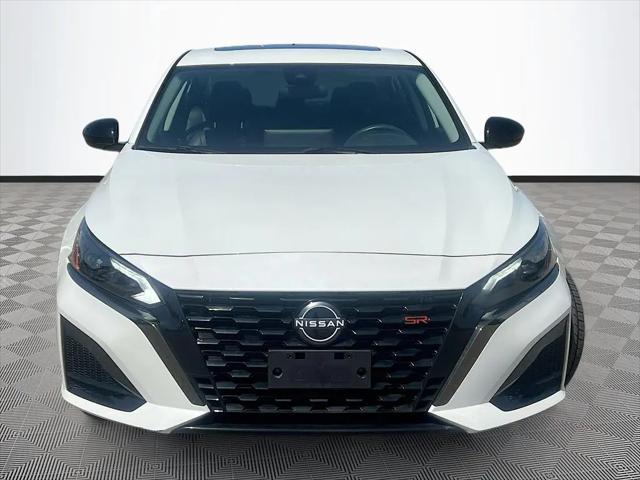2023 Nissan Altima SR FWD
