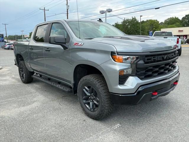2026 Chevrolet Silverado 1500 4WD Crew Cab Short Bed Custom Trail Boss