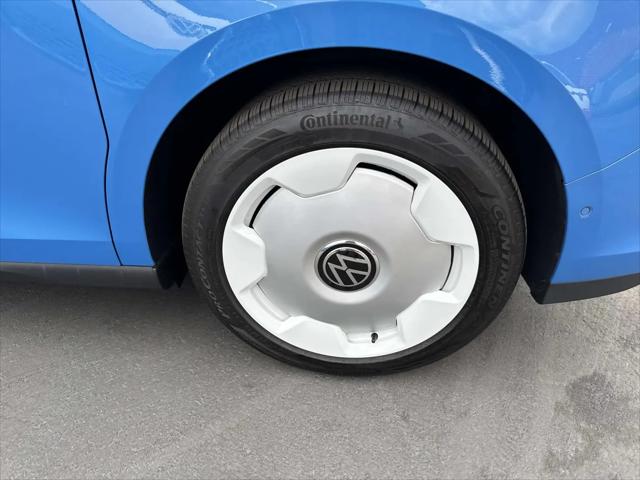 2025 Volkswagen ID. Buzz 1st Edition with 4MOTION