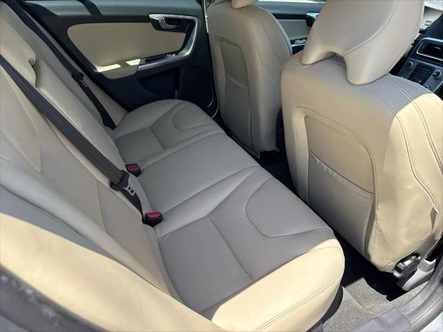 2018 Volvo V60 T5 Dynamic