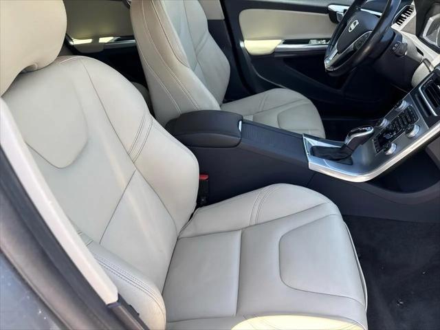 2018 Volvo V60 T5 Dynamic