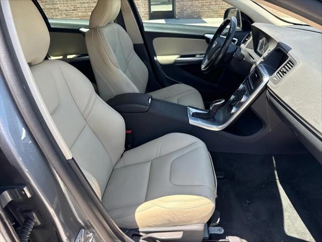 2018 Volvo V60 T5 Dynamic