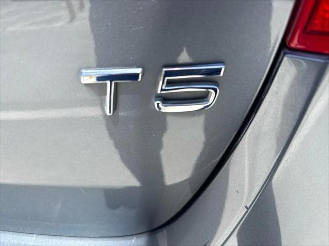 2018 Volvo V60 T5 Dynamic