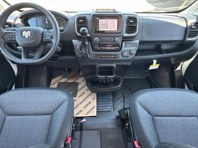 2026 Ram ProMaster Cargo Van SLT Low Roof 136" WB