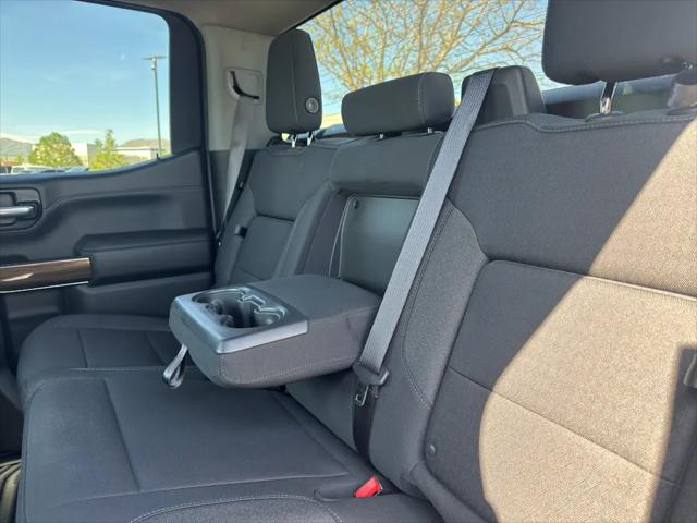 2022 Chevrolet Silverado 1500 4WD Crew Cab Short Bed RST
