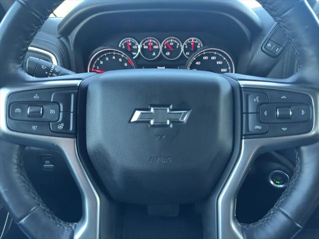 2022 Chevrolet Silverado 1500 4WD Crew Cab Short Bed RST