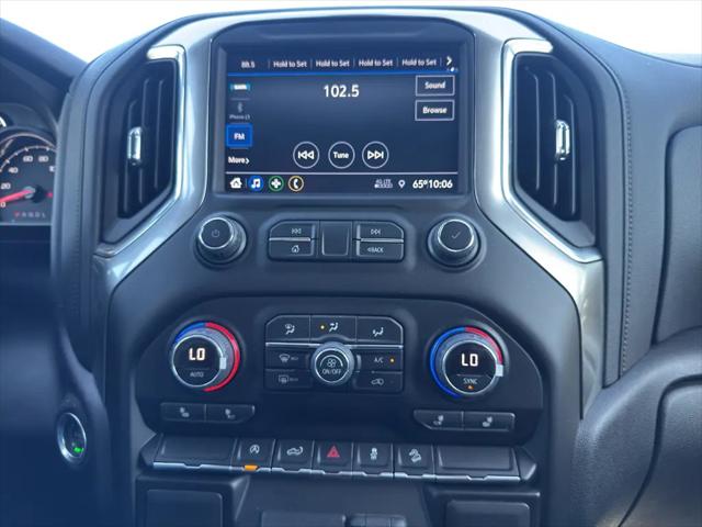 2022 Chevrolet Silverado 1500 4WD Crew Cab Short Bed RST