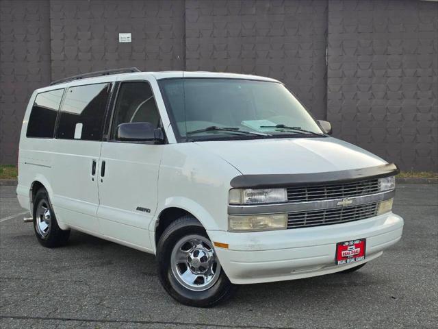 2001 Chevrolet Astro LS
