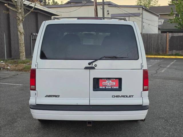 2001 Chevrolet Astro LS