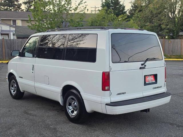 2001 Chevrolet Astro LS