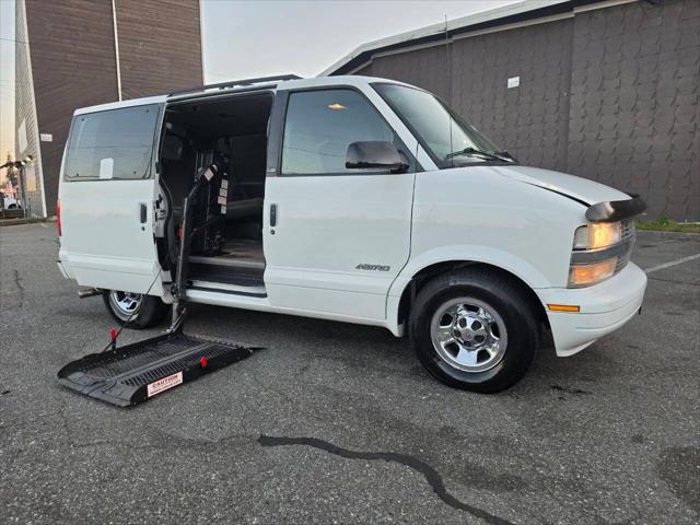 2001 Chevrolet Astro LS