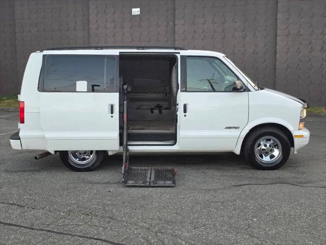 2001 Chevrolet Astro LS