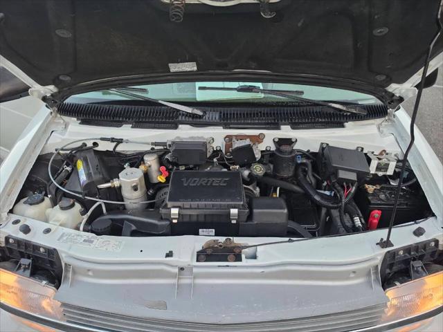 2001 Chevrolet Astro LS