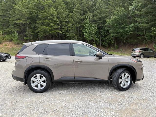 2024 Nissan Rogue SV FWD