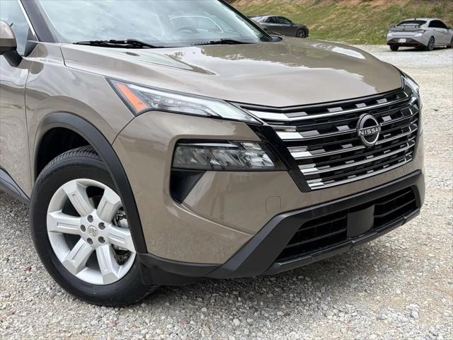 2024 Nissan Rogue SV FWD