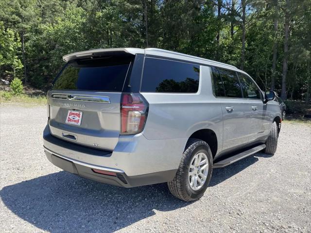 2023 Chevrolet Suburban 2WD LT
