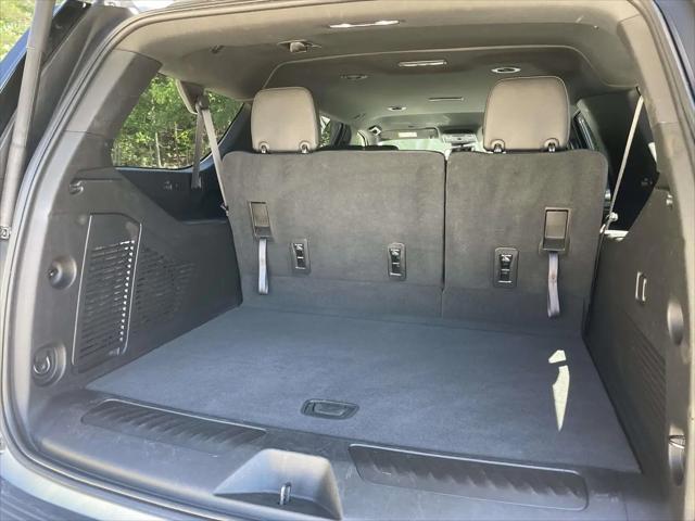 2023 Chevrolet Suburban 2WD LT