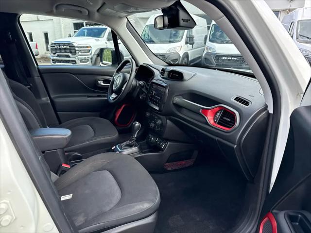 2023 Jeep Renegade Trailhawk 4x4