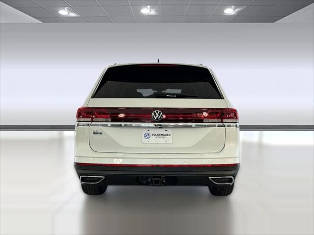 2026 Volkswagen Atlas SE with Technology