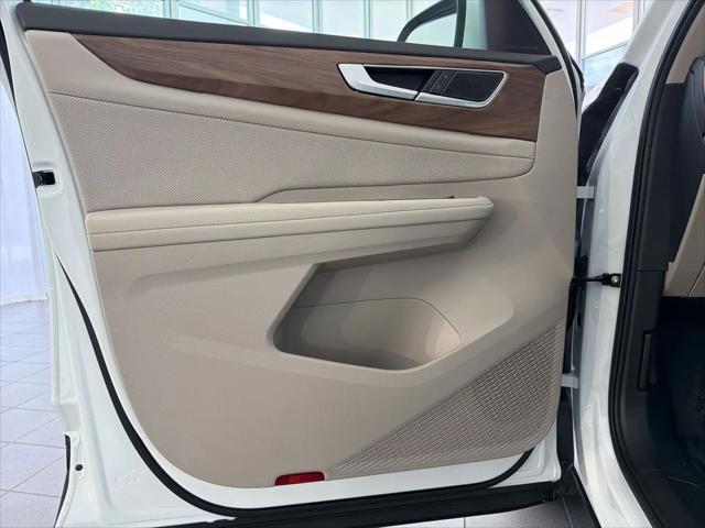 2026 Volkswagen Atlas SE