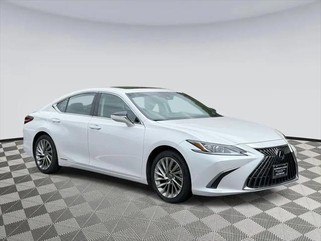 2022 Lexus ES 300h Luxury for sale in Chantilly, VA