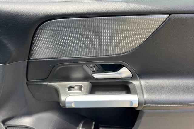 2022 Mercedes-Benz GLB GLB 250