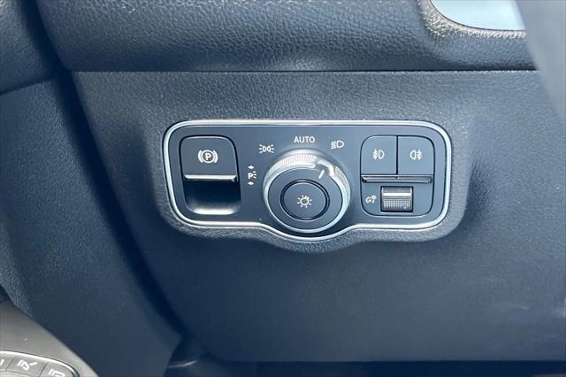 2022 Mercedes-Benz GLB GLB 250