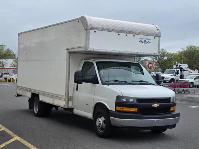 2019 Chevrolet Express Cutaway 4500 Van