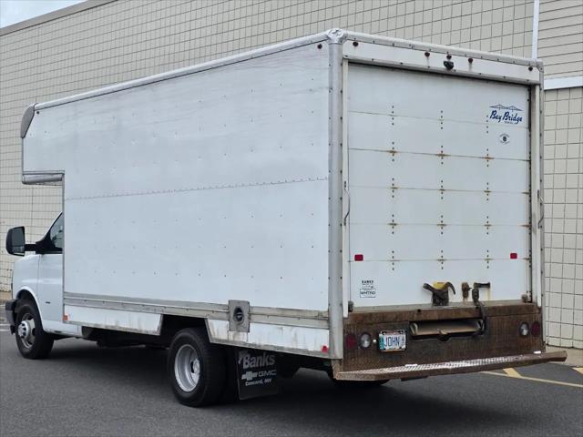 2019 Chevrolet Express Cutaway 4500 Van